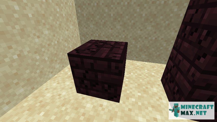 Cracked Nether Bricks in Minecraft | Screenshot 1