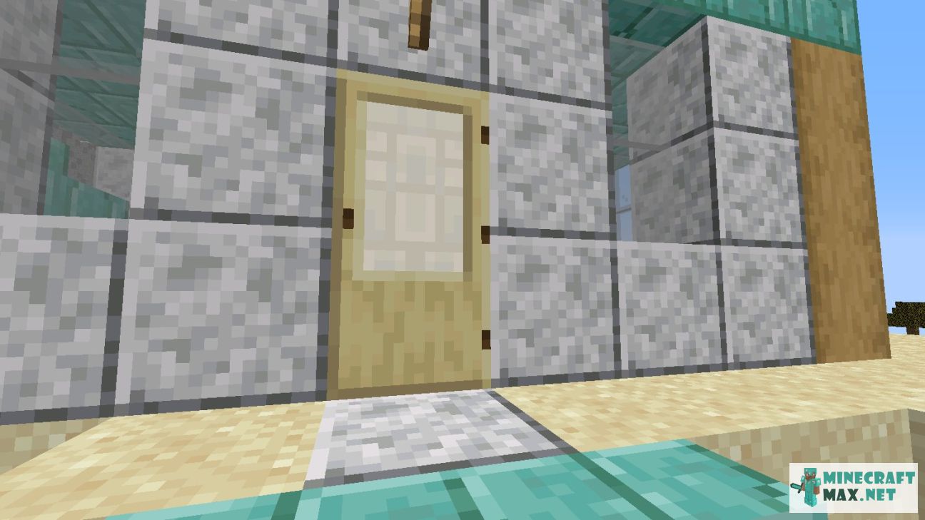 Birch Door in Minecraft | Screenshot 1