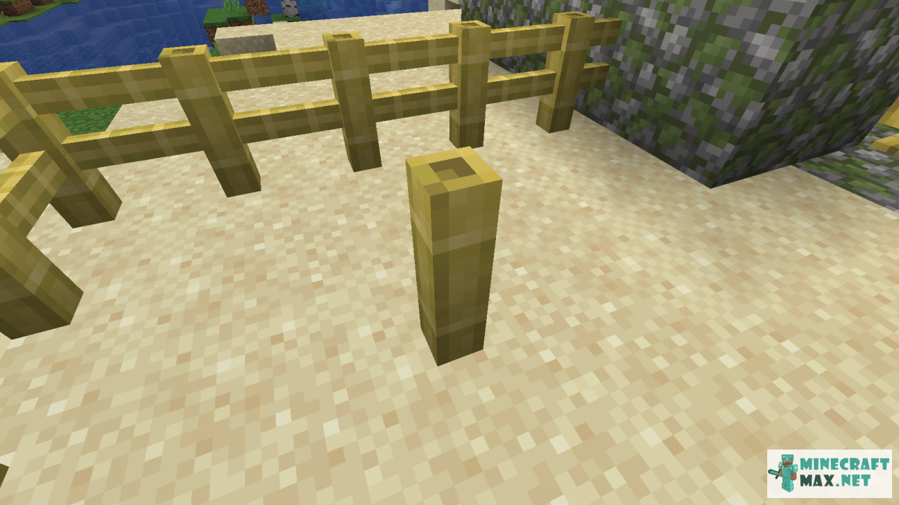 Bamboo Fence in Minecraft | Screenshot 2