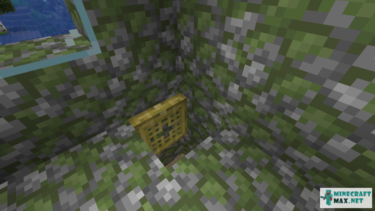 Bamboo Trapdoor in Minecraft | Screenshot 2