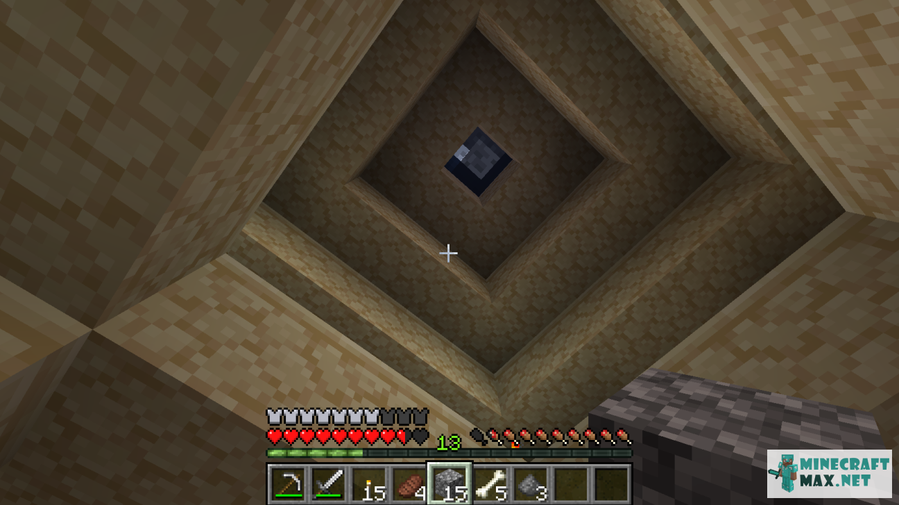 Quests Full moon in the window of a desert piramid for Minecraft | Screenshot 2