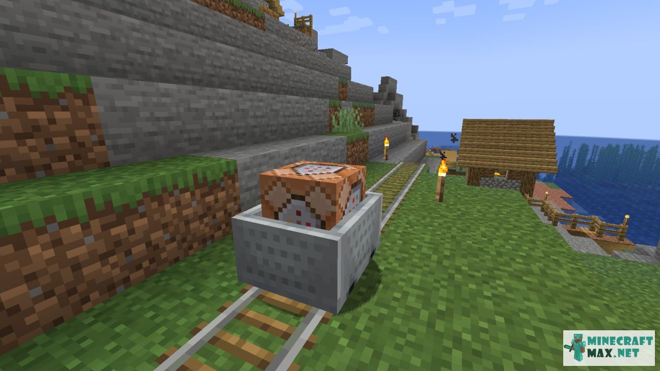 Minecart with Command Block in Minecraft | Screenshot 1
