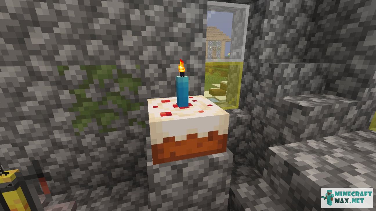 Cake with Light Blue Candle in Minecraft | Screenshot 1