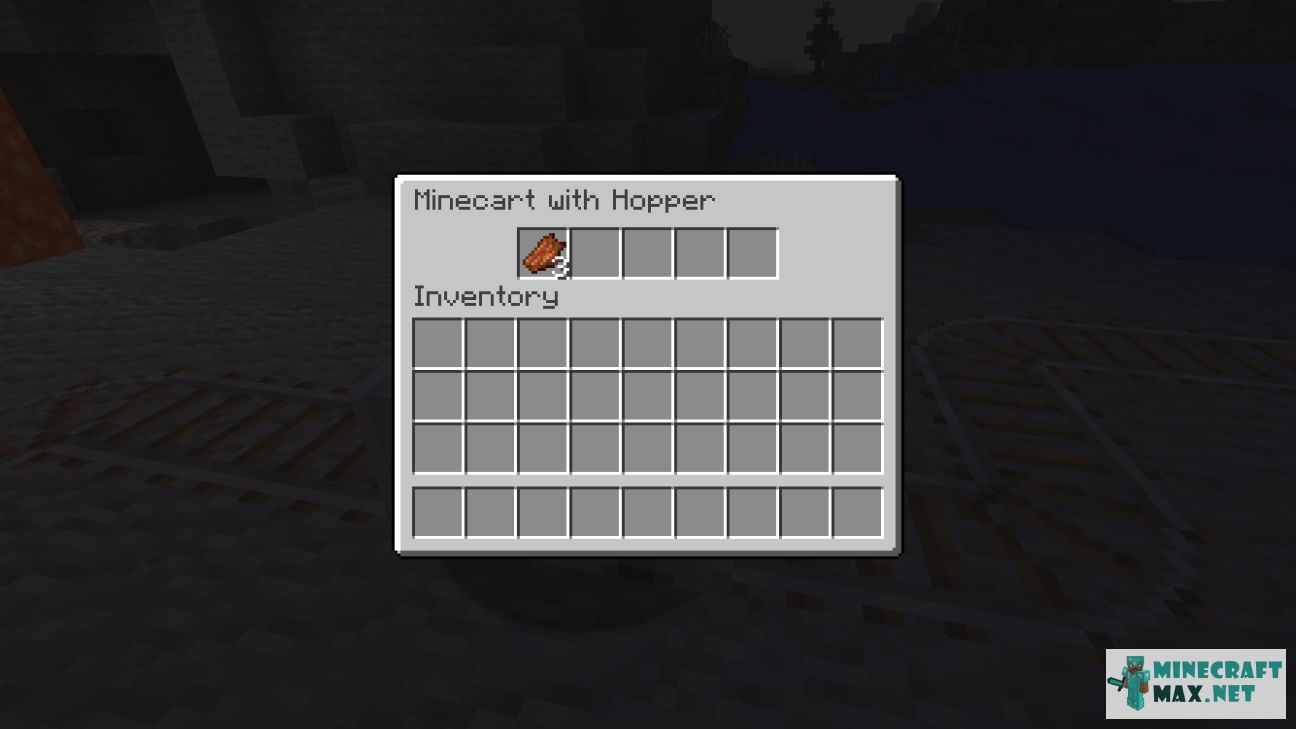 Minecart with Hopper in Minecraft | Screenshot 2