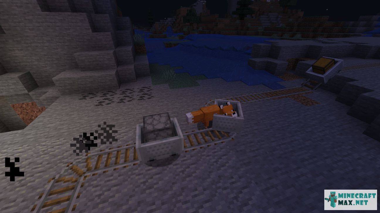 Minecart with Furnace in Minecraft | Screenshot 3