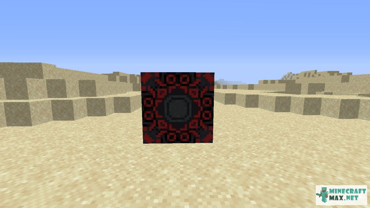Black Glazed Terracotta in Minecraft | Screenshot 2