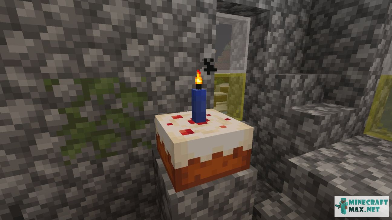 Cake with Blue Candle in Minecraft | Screenshot 1