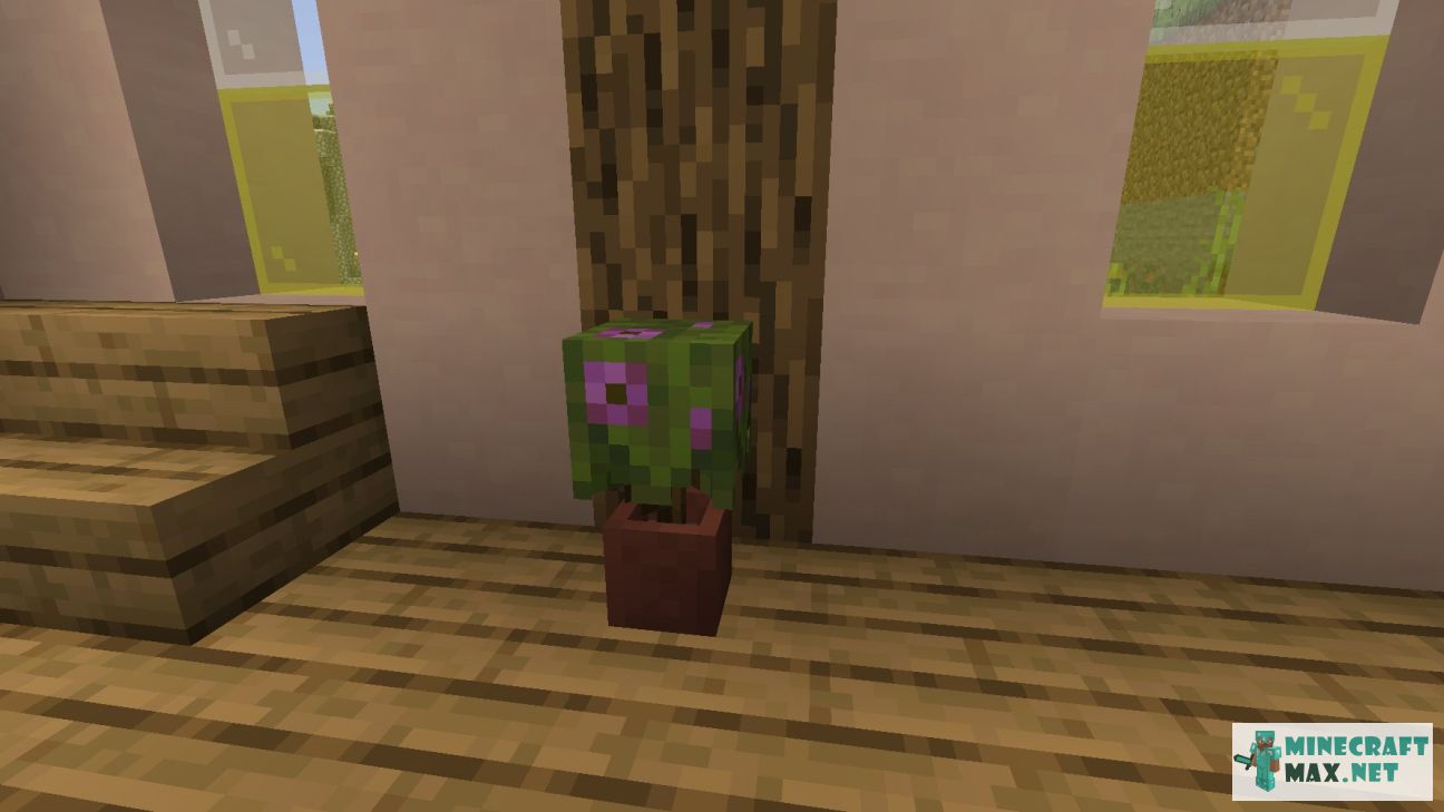 Potted Flowering Azalea in Minecraft | Screenshot 1