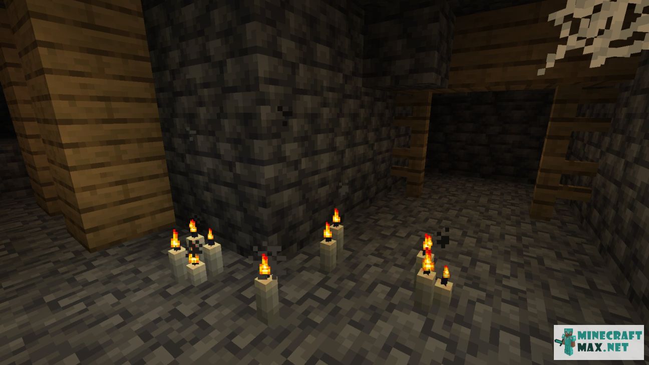 Light Gray Candle in Minecraft | Screenshot 2